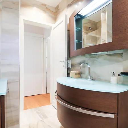 Luxury Con Vista Panoramica - Ospedale E Gdf Daire *